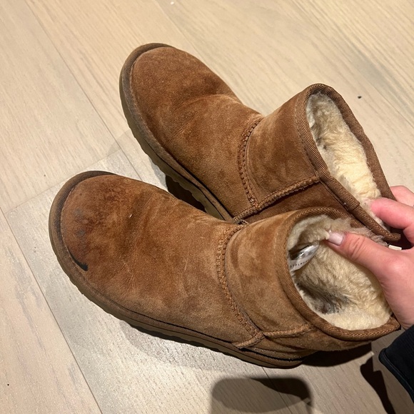 UGG Classic Mini II Boot - Picture 1 of 6